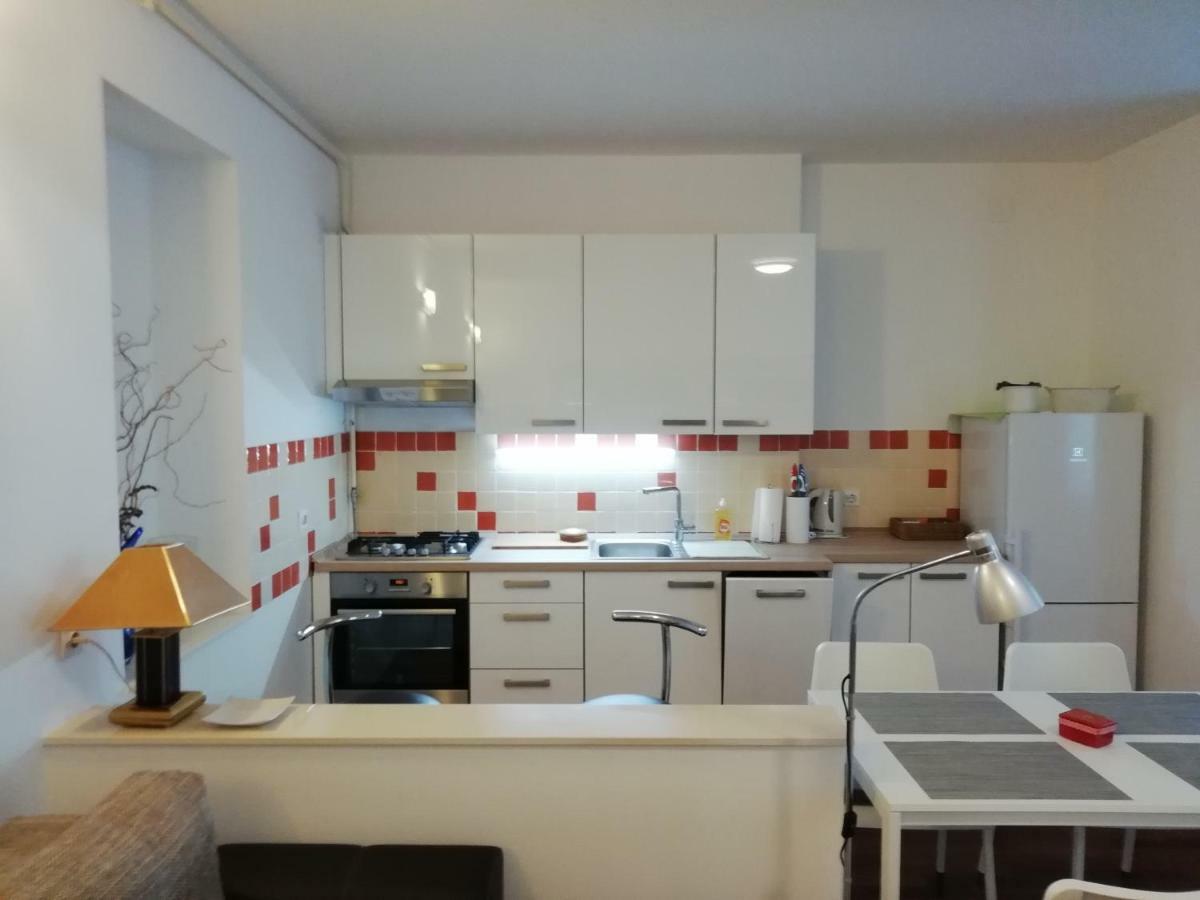 Apartment A-Zone ซาเกร็บ ภายนอก รูปภาพ