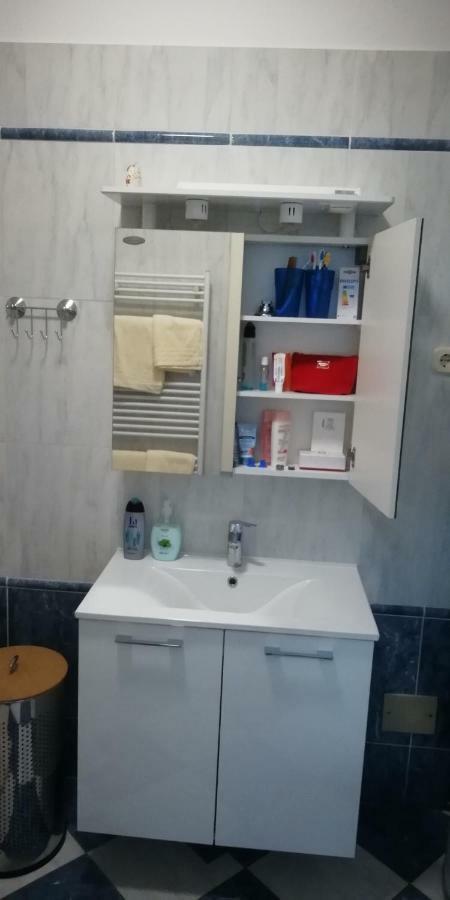 Apartment A-Zone ซาเกร็บ ภายนอก รูปภาพ